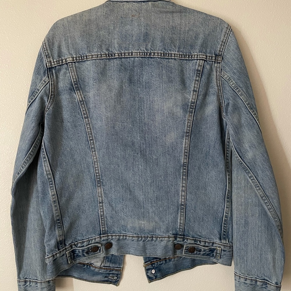 Levi’s Trucker Jacket